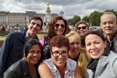 London in One Day: Small Group Walking Tour - See 30+ Sights - St James’s Palace and St James’s Park: Where the Walk Gets Calmer