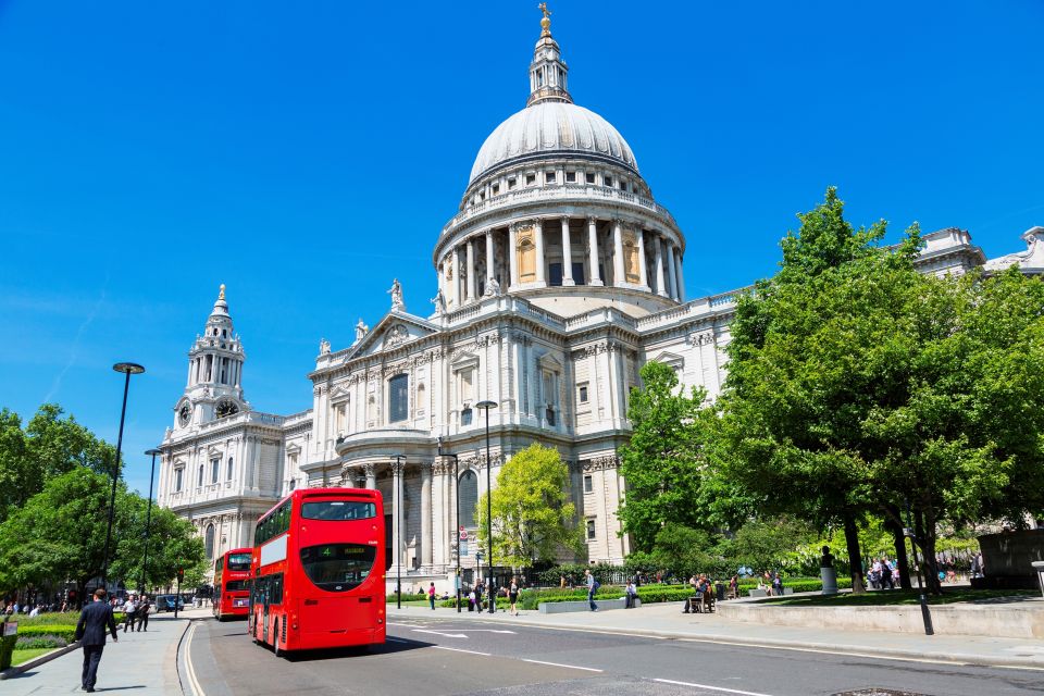 London in One Day Tour with River Cruise - Westminster Abbey and Parliament Square: where Britain stacks its power