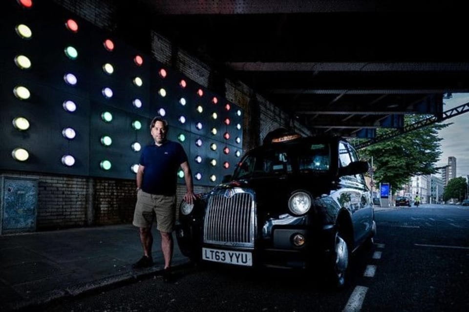 London: Instagram Photos Black Cab Tour with Hotel Pick Up - Should you book this London Instagram Black Cab Tour?