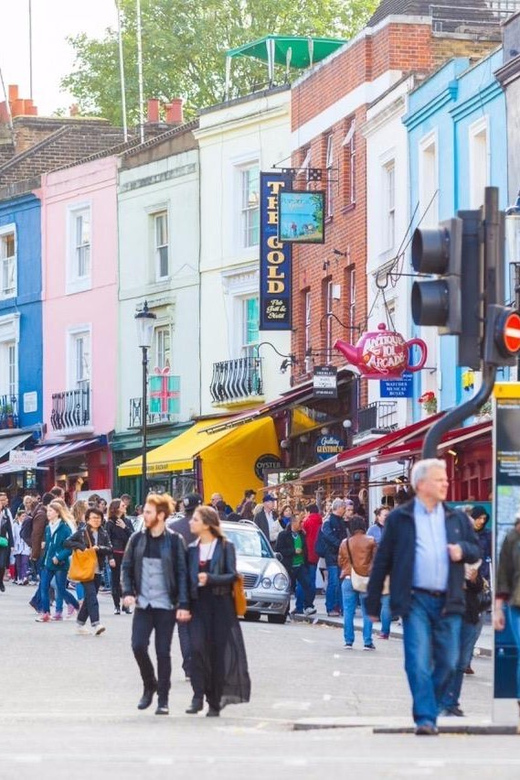 London: Instagram Photos Black Cab Tour with Hotel Pick Up - Your photo route: from Neal’s Yard to the Churchill Arms