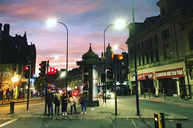 London Introduction Walking Tour - Southbank: Street Artists, Food Stalls, Cafes, and Real Break Time