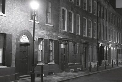 London: Jack the Ripper Guided Walking Tour - Aldgate meeting point: getting started without wasting time