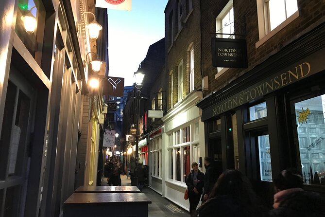 London - Jack the Ripper Small Group Tour - The route makes the case make sense: from Whitechapel Road to Spitalfields