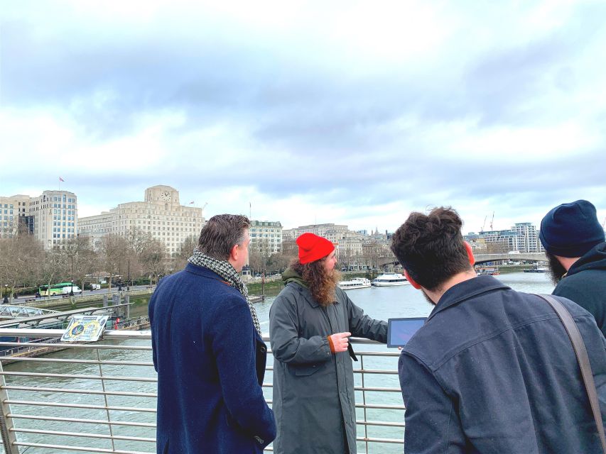 London: James Bond and Spies Walking Tour - The Mall and Pall Mall: Fancy Streets With Serious Energy