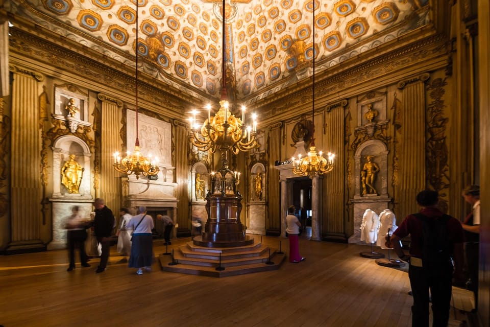 London: Kensington Palace Tour, Guard Change & Afternoon Tea - Who should book (and who should skip)