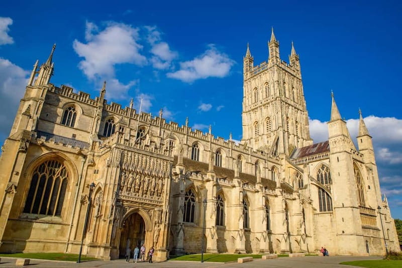 London: Lacock & The Cotswolds Harry Potter Small Group Tour - Coach ride through the Cotswolds: comfort for a long stretch