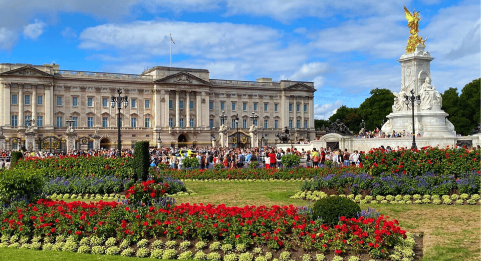 London: London Sightseeing Walking Tour with 30+ Sights - City of London landmarks you can actually picture after