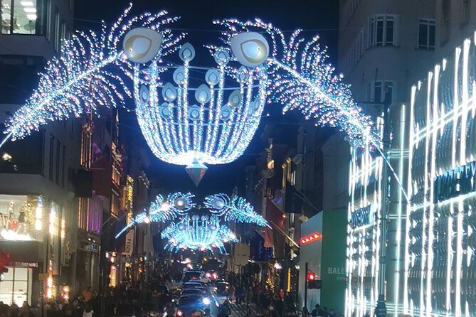 London Magical Christmas Walking Tour with Guide - Mayfair and the West End theatres: upscale streets plus grand entrances