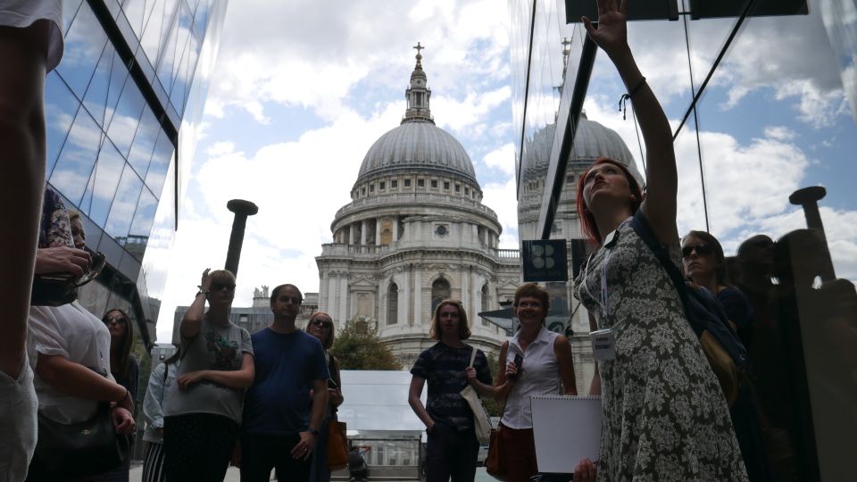 London: Mary Poppins Walking Tour - Ending at the Bank: Jane, Michael, and the kite moment