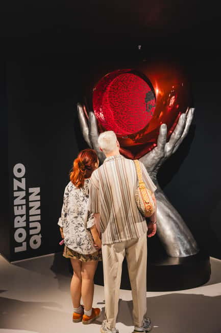 London: MOCO- Modern & Contemporary Art Museum Entry Ticket - Audio Guide and Plaques: The Fast Path to Understanding Modern Art