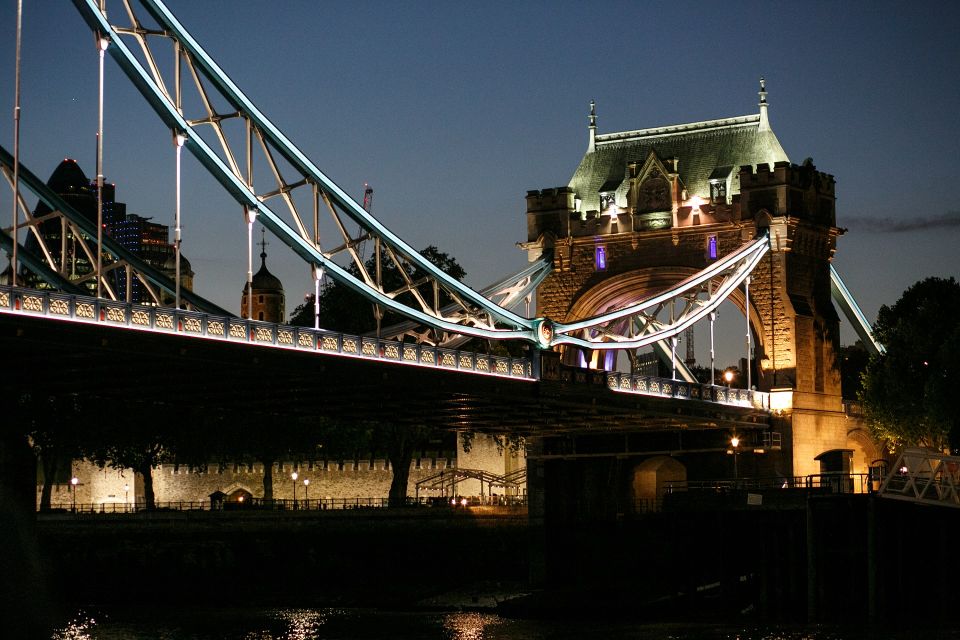 London: Murder Mystery Cruise With 3-Course Dinner - Key things I’d plan around