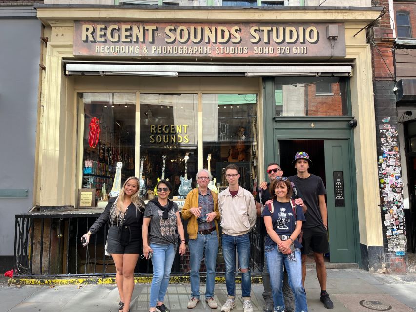 London: Music walking tour of Soho - Oasis photo spot and the Beatles-to-Bowie thread