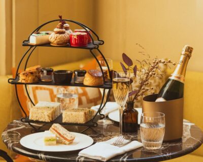 London: National Gallery Guided Tour and Afternoon Tea - Sainsbury Wing Meeting Point: Get Security Done First