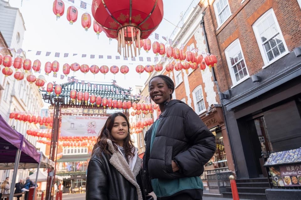 London: Notting Hill, Highlights & Markets Private Tour - Covent Garden start: where the tour actually feels manageable