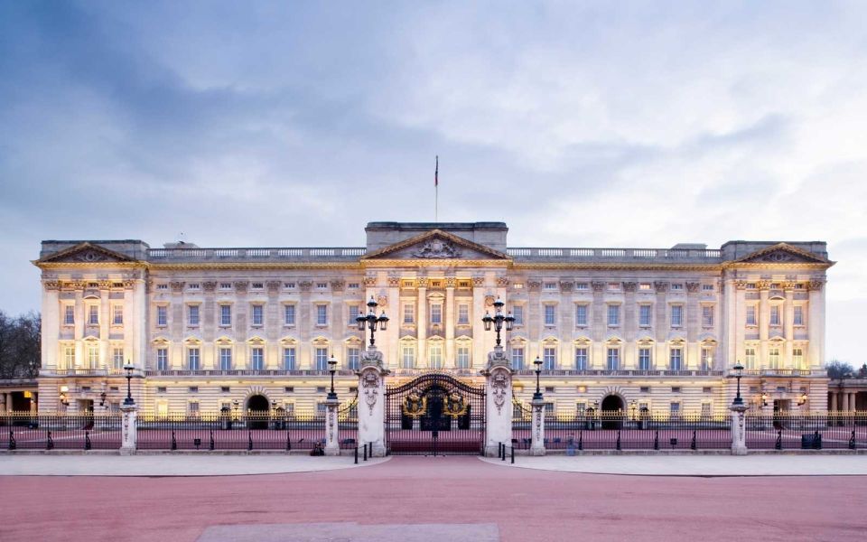 London: Palaces and Parliament Walking Tour - Changing of the Guard: when it’s possible and how to plan around it