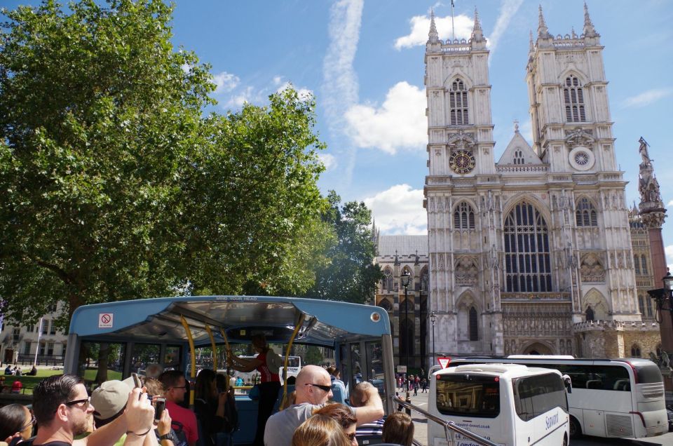 London: Panoramic Open-Top Bus Tour - What the Live Guide Adds on Select Departures