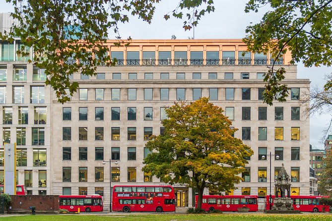 London Photography Masterclass - Private Photography Lesson - Why a private night photo lesson beats shooting on your own