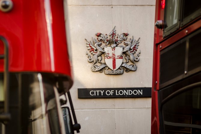 London Photography Masterclass - Private Photography Lesson - What to bring (so your night photos don’t turn into stress)