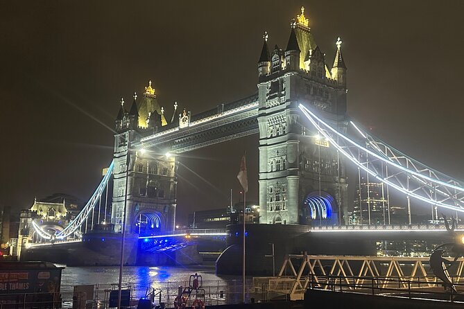London Private Black Cab Night Tour with Hotel Pick Up - Price and value: what $340.05 per group gets you