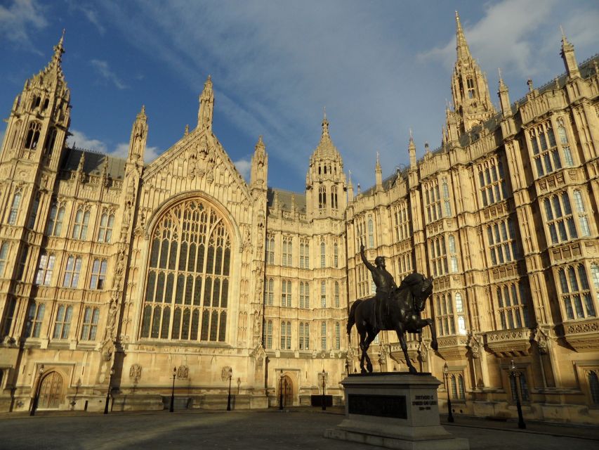 London: Private Chauffeur-Driven Sightseeing Tour - Riverside Time Along the Thames (Without the Usual Crowd Push)