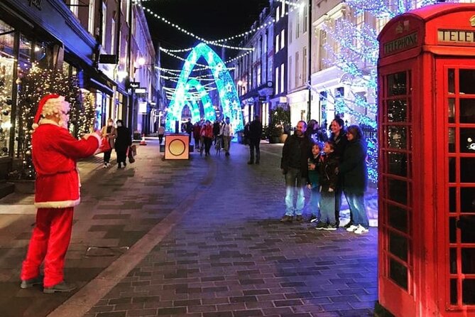 London Private Christmas Lights Taxi Tour with Pick Up - Why a private Christmas lights taxi beats standing around