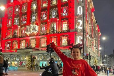 London Private Christmas Lights Taxi Tour with Pick Up - Pickup zones, onboard comfort, and the details that save your night