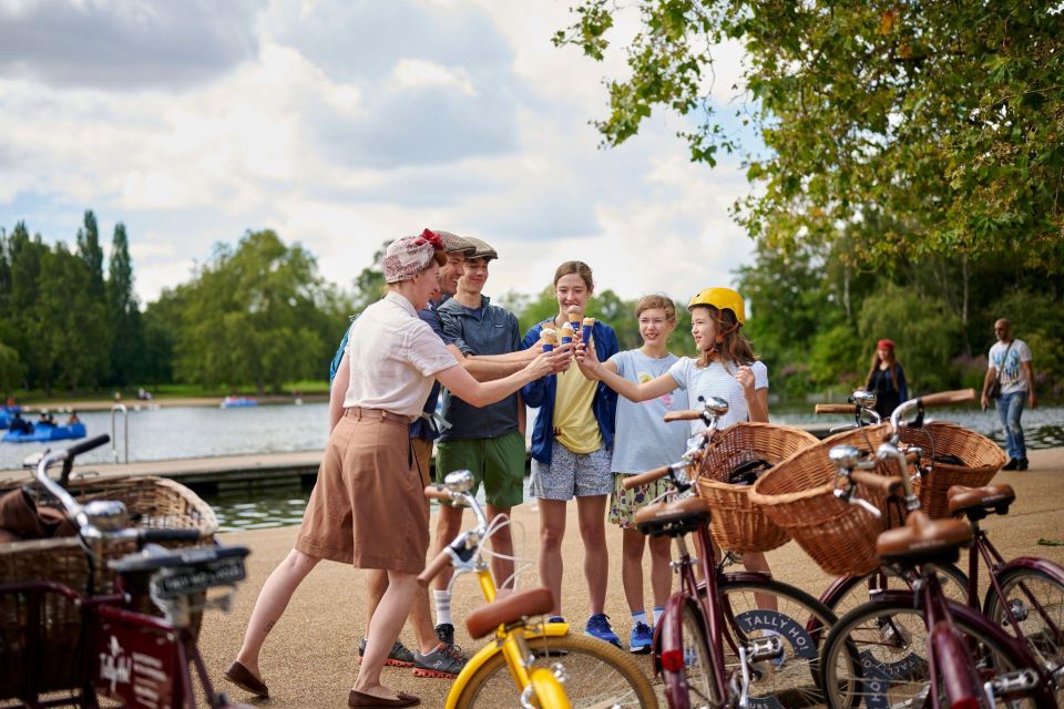 London: Private Family Guided Bike Tour with Childseats - Should you book this London family guided bike tour?