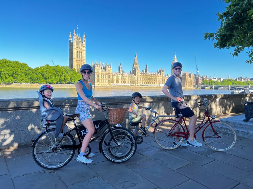 London: Private Family Guided Bike Tour with Childseats - A family-first bike tour that still hits the classics