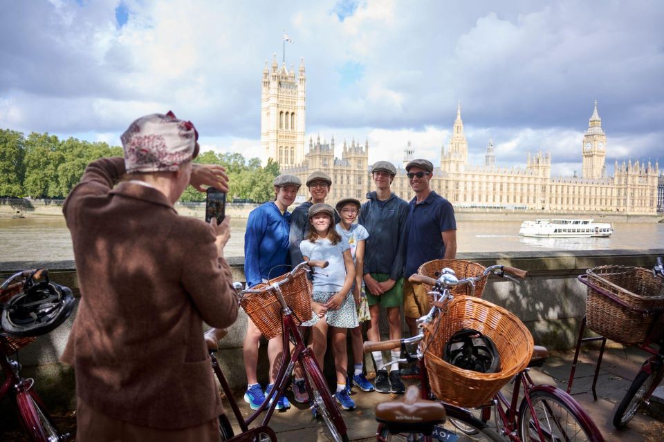 London: Private Family Guided Bike Tour with Childseats - How the tour stays safe: bike lanes plus smart pacing