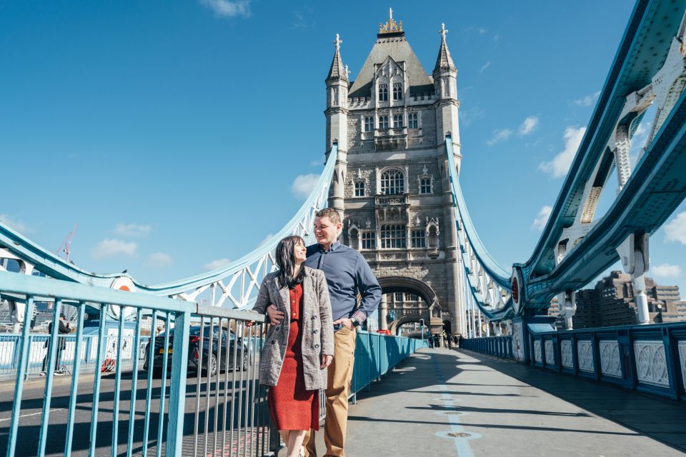 London: Private Photo Session in Westminster - Westminster Abbey finale: ending with grandeur (and keeping it realistic)