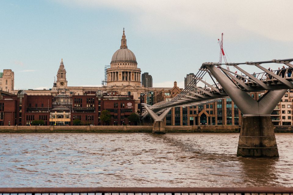 London: Private Tour with Locals – Highlights & Hidden Gems - Who should book this London private locals tour