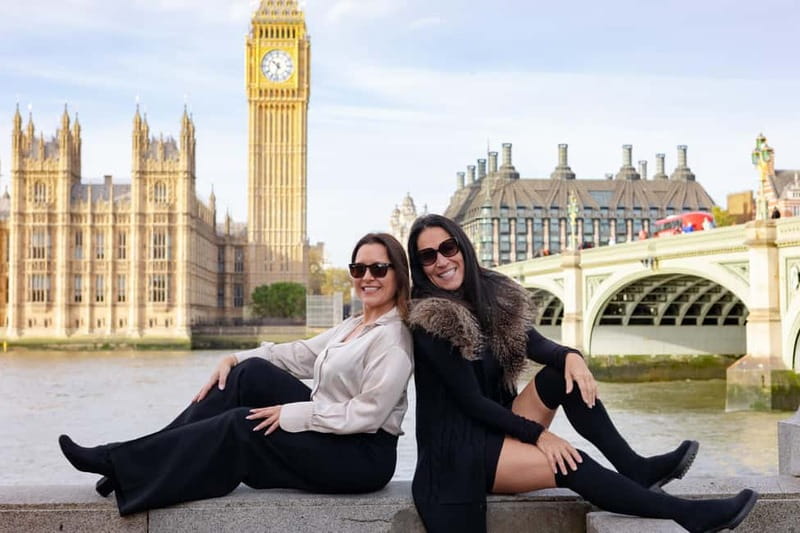 London: Private travel vacation photoshoot -Romantic Special - Big Ben in 15 minutes: efficient photos, real Westminster energy