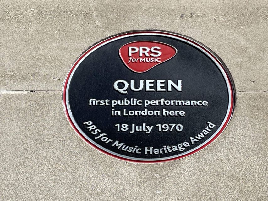 London: "Queen" Highlights Walking Tour - How Your Guide Makes the Walk Feel Like a Story, Not a Route