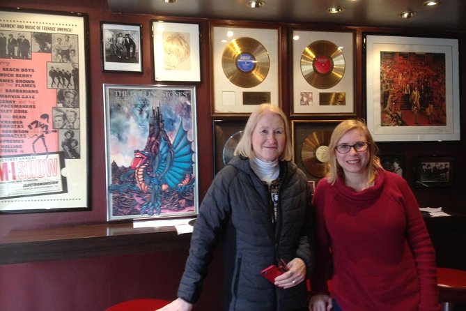 London Rock N Pop taxi Tour - Where You’ll End: Hard Rock Cafe or Camden Town Vibes
