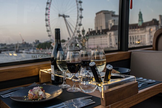 London Scenic Lunch Tour: A Gastronomic Adventure - Stop 1 at Victoria Embankment: How to Get the Best Photos
