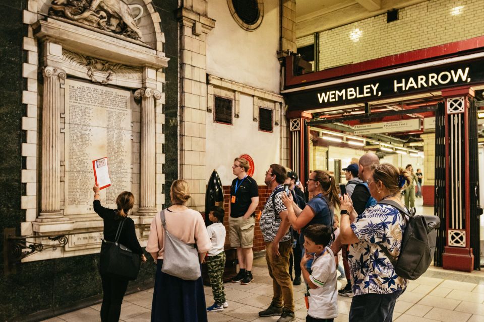 London: Secrets of the London Underground Walking Tour - The Tube timeline: steam, electrified rails, and early tunnels