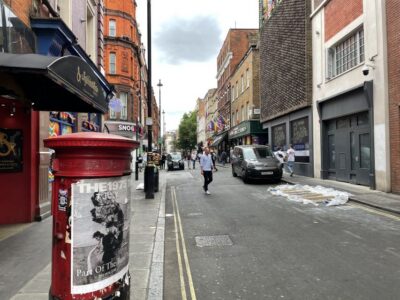 London: Sex Pistols and Punk Music Walking Tour - Where They Drank, Played, Rehearsed, and Met Sid Meets Nancy