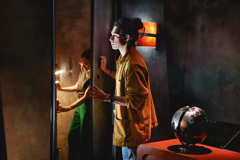 London: Sherlock Escape Rooms - What to wear, what to bring, and how to avoid common timing traps