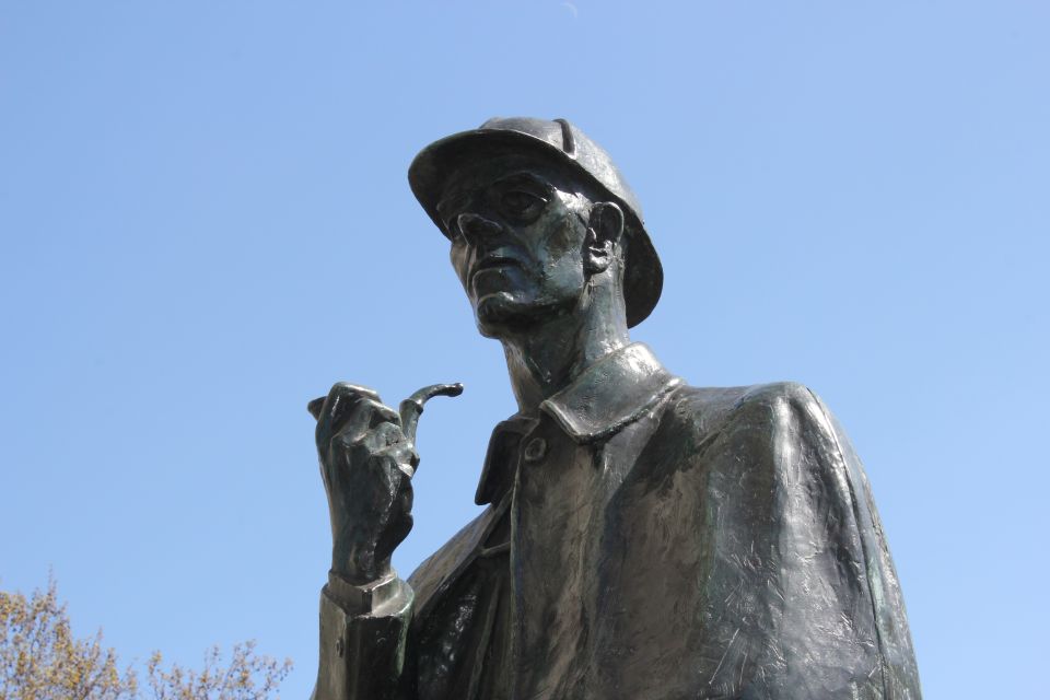 London: Sherlock Holmes Guided City Walking Tour - Sherlock Holmes Museum area: the anchor stop before you keep exploring