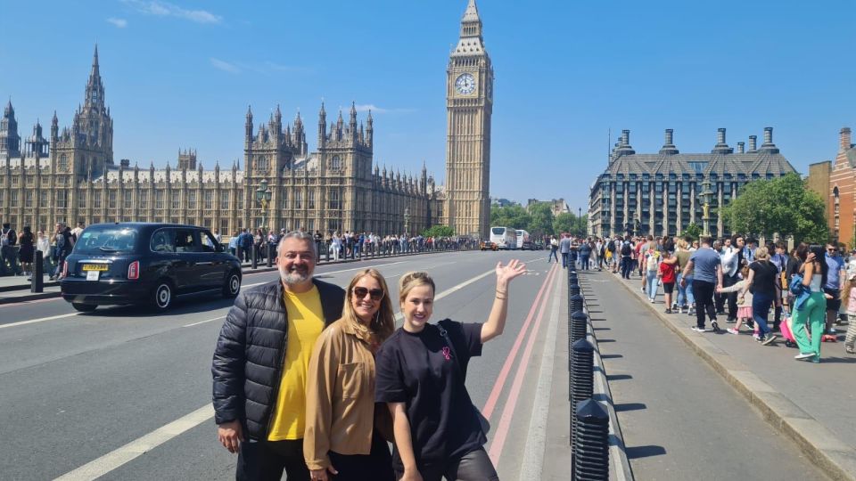 London: Sightseeing Black Cab Tour with Hotel Pickup - St Paul’s Cathedral: the skyline anchor