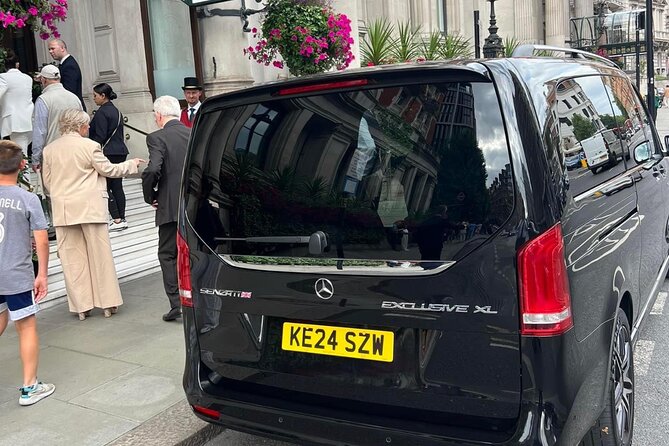London sightseeing tour with a chauffeur driver - Comfort details that make a difference in an 8-hour day