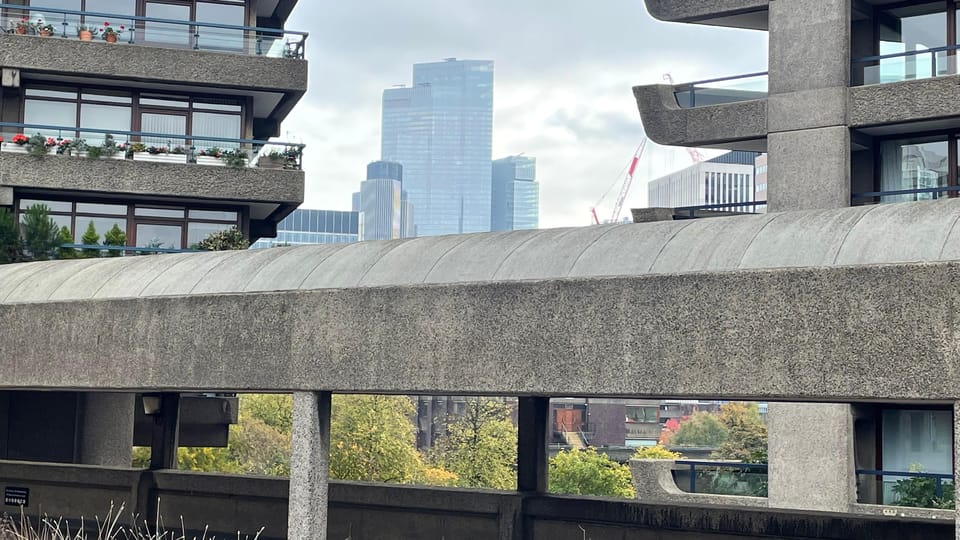 London: Slow Horses TV Series Guided Tour - What to Bring (and What to Expect When the City Gets Moody)