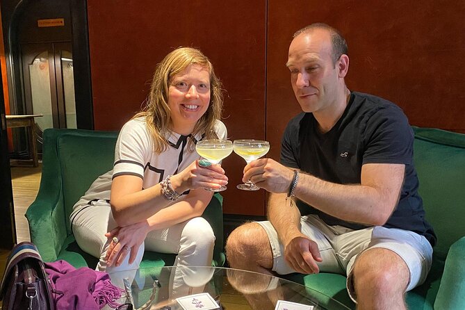 London Spy Experience with Tour Vesper Martini and Dinner - St James’s Park to The Admiralty: where power meets spy talk