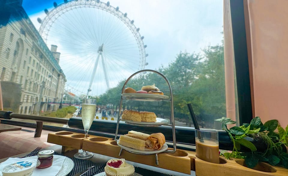 London: Taylor Swift-Inspired Afternoon Tea Bus Tour - Key things I’d clock before you go
