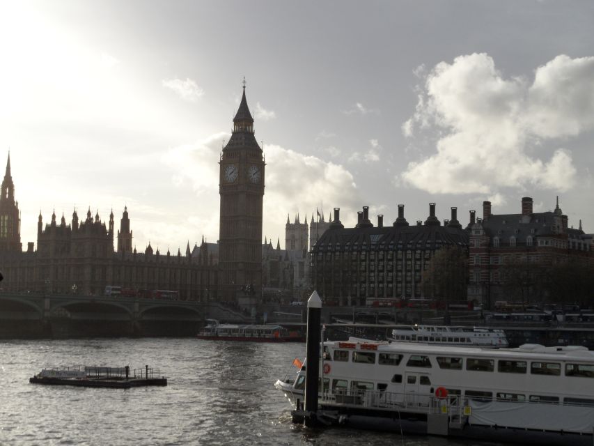 London: Thames Cruise to Greenwich with Private Guide - Greenwich Park: the one walk that makes the whole trip feel worth it