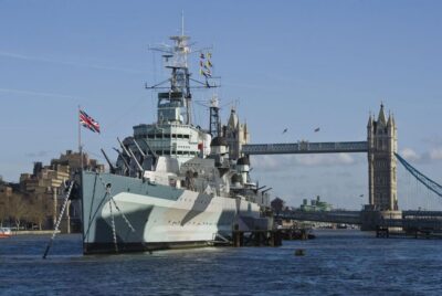 London: The London Top Sights Tour. Kids Free! - Westminster to Trafalgar: royals, Parliament, and Abbey views