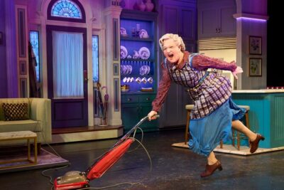 London Theatre: Mrs Doubtfire The Musical - Shaftesbury Theatre: planning your night around one easy stop
