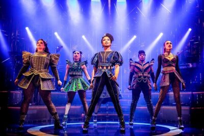 London Theatre: SIX The Musical - Getting In: Mobile Tickets, Public Transit, and Day-of Reality