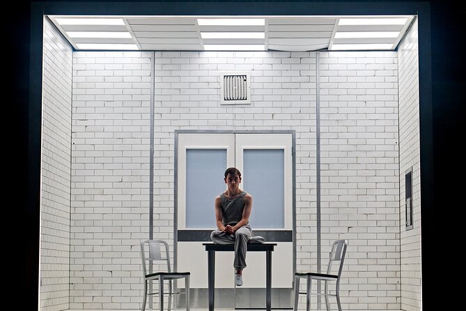 London Theatre: Stranger Things: The First Shadow - Stagecraft and suspense: why the 80s charm lands in a theater