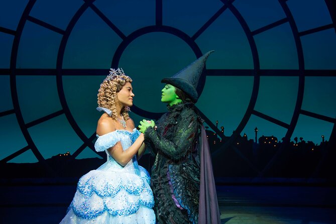 London Theatre: Wicked the Musical - Inside the Theater: Merchandise, Refreshments, and Seat Comfort
